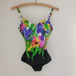 Vintage ILGWU Roxanne One Piece Pattern Swimsuit
